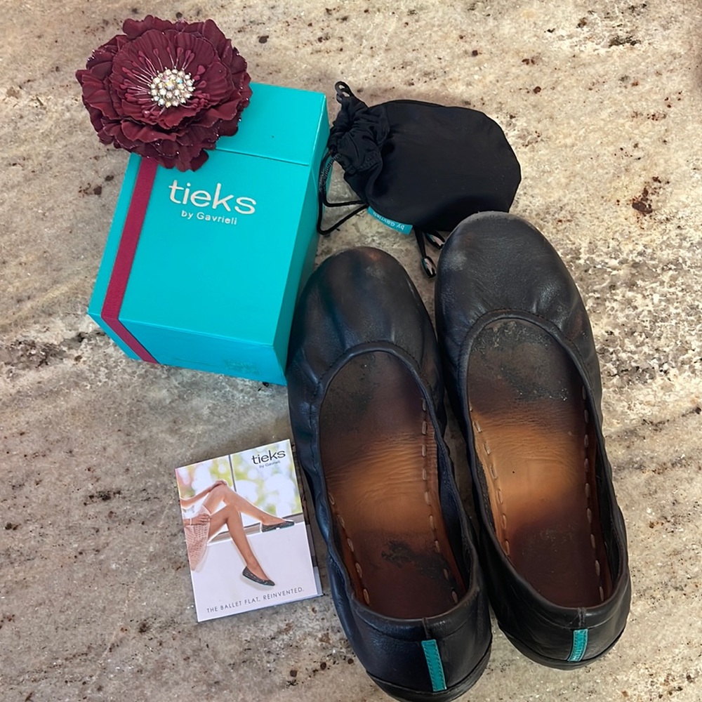 Matte Black Tieks, size 9